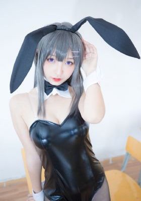 翘臀后进少妇大白嫩屁股视频_国产在线视频