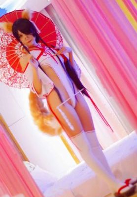 一部皇上吃宫女奶三级_720日本电影免费
